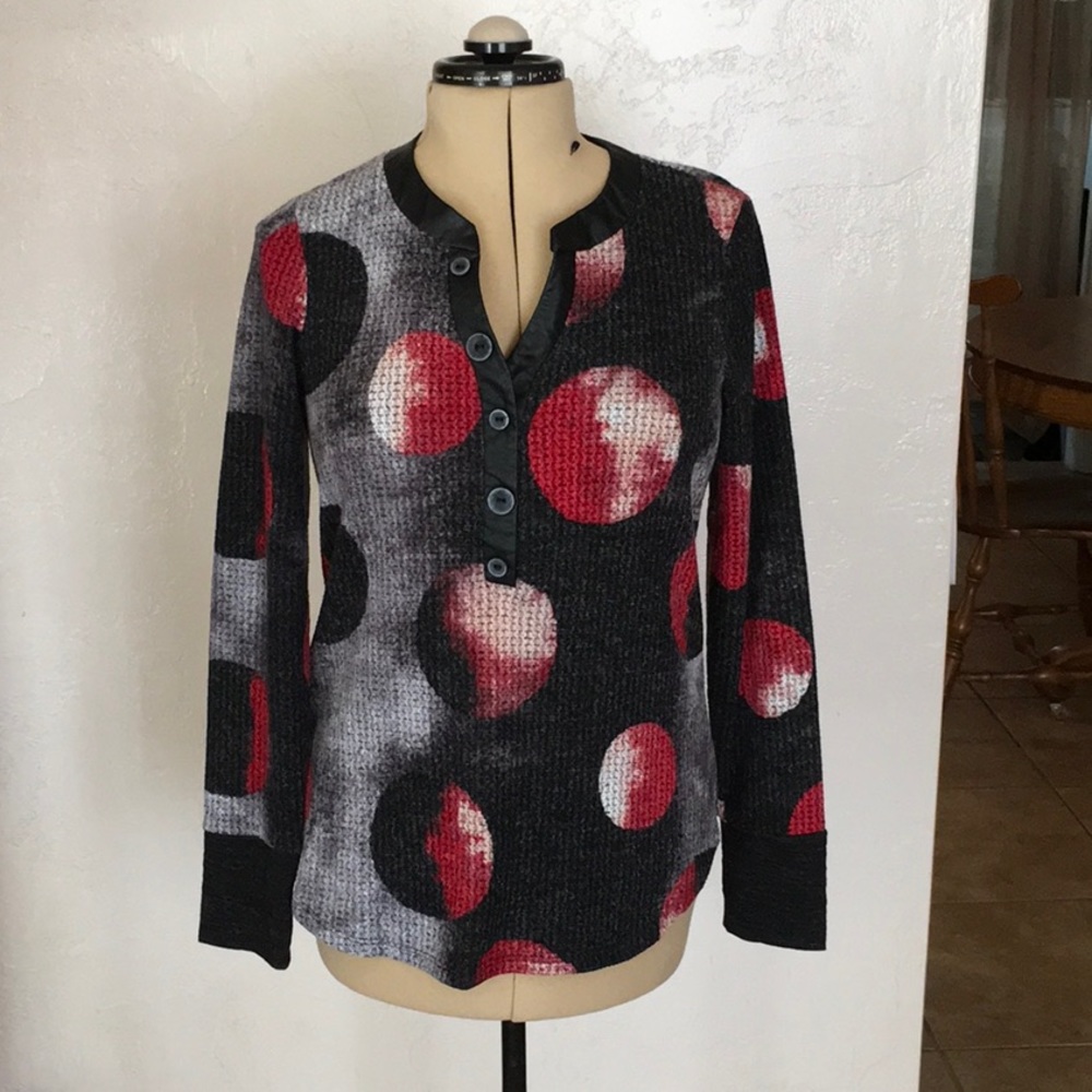Michael Tyler Long Sleeve Top